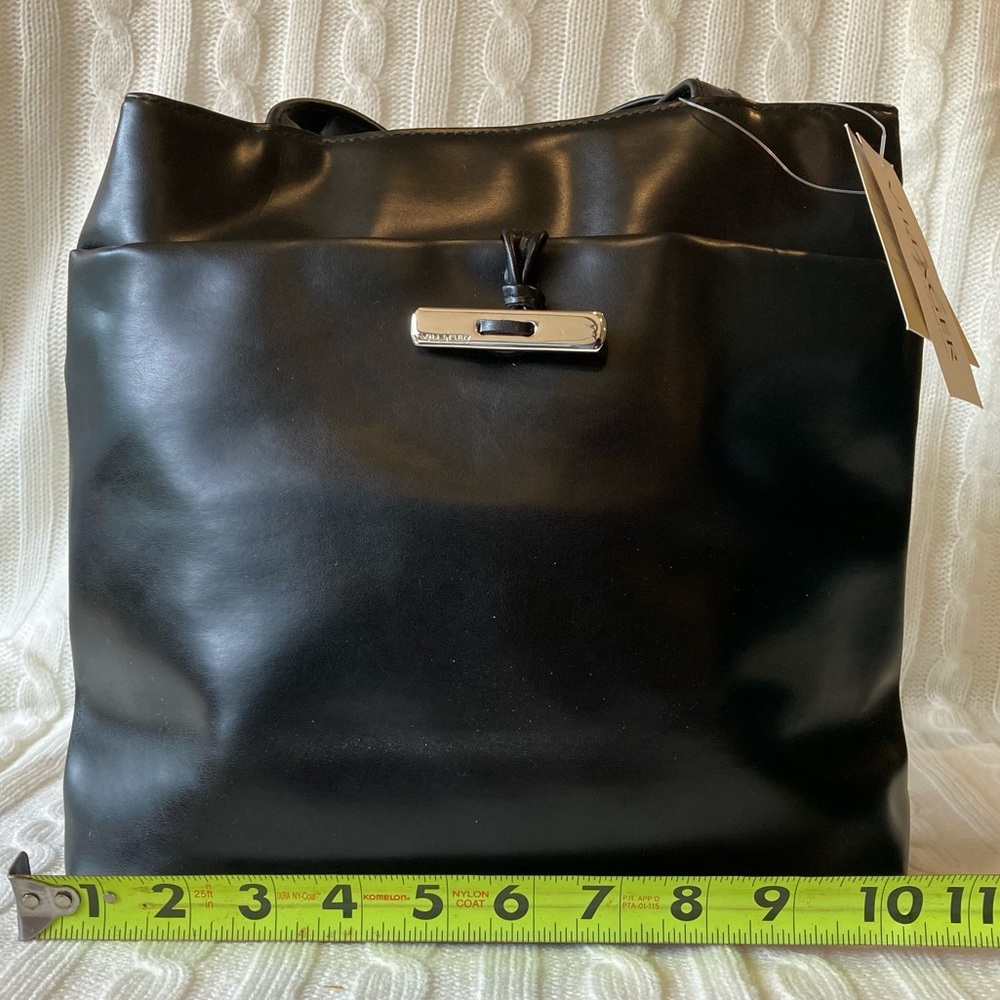 NEW Villager by Liz Claiborne Black Shoulder Purse Bag - Picture 11 of 12